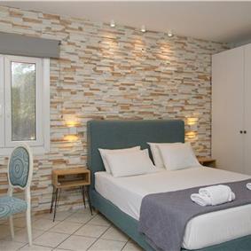 7 bedroom seafront luxury villa with pool & jacuzzi, near Acharavi, sleeps 14-15